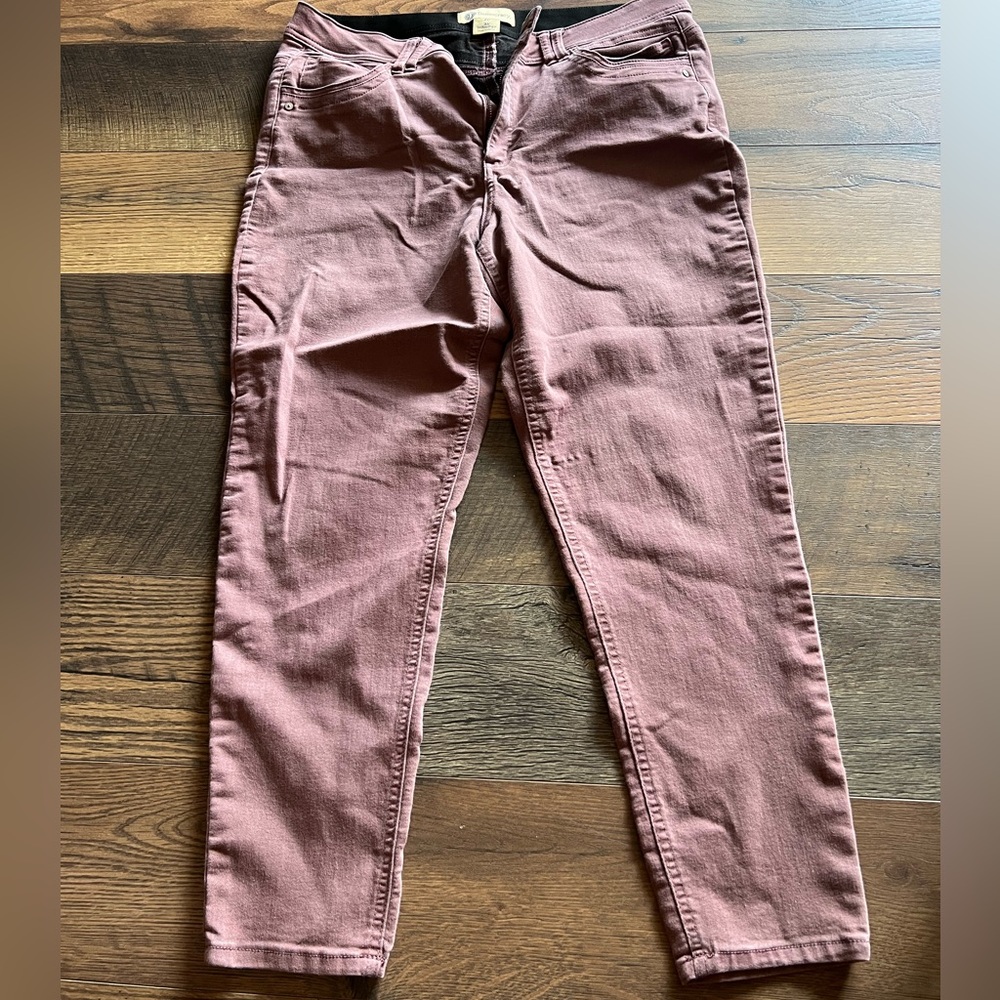 DEMOCRACY size 16  Straight-Leg Jeans Rose color